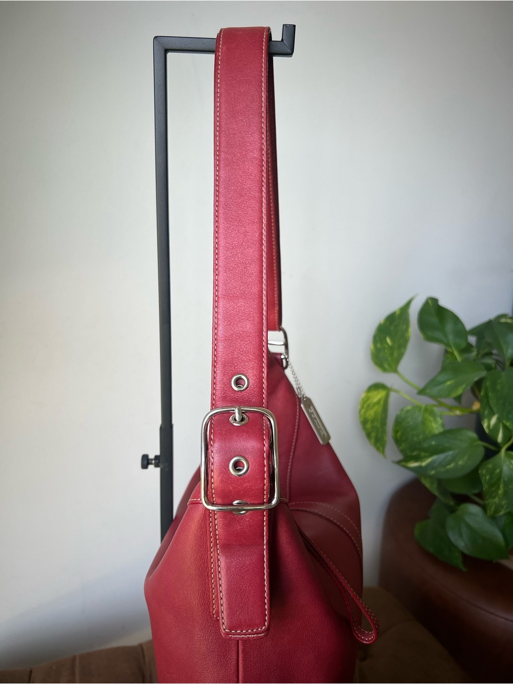 Coach Vintage Legacy Slim Duffel Crossbody Red Leather  Shoulder Bag Style 9188 - Picture 6 of 16